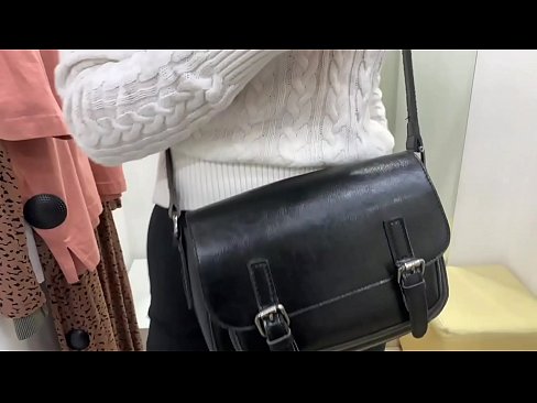 ❤️ Pampublikong masturbesyon ng batang asong si FeralBerry na may dildo sa fitting room ☑ Homemade porn sa tl.sexeey.ru ❌