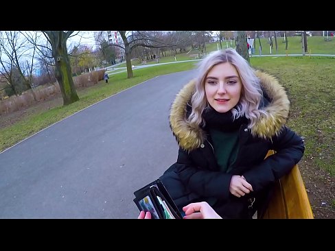 ❤️ Nilulon ang mainit na cum ng isang estranghero para sa pera - blowjob sa parke ni Eva Elfie ☑ Homemade porn sa tl.sexeey.ru ❌